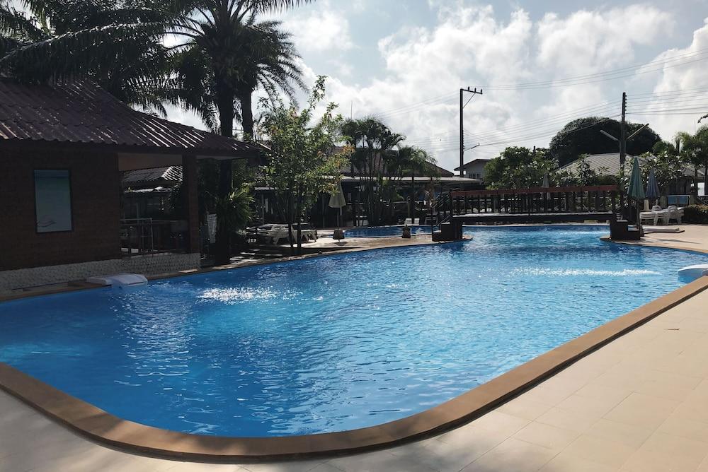 Ban Krut Resort Exterior photo