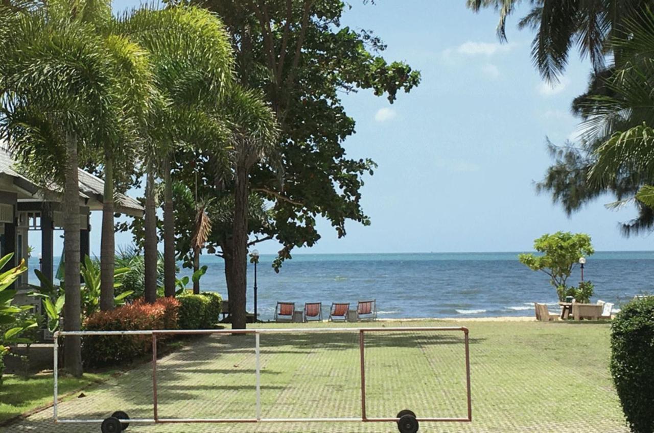 Ban Krut Resort Exterior photo